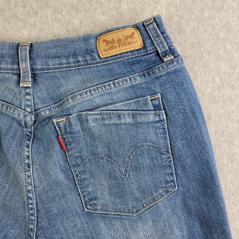 Womens Levis Capris Size 6 Blue Cuffed Stretch Cotton Straight Leg Mid Rise - Picture 7 of 15